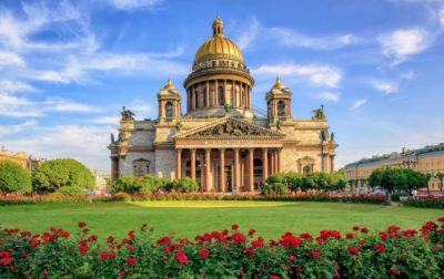 St Isaacs Cathedral in St Petersburg - Featured image